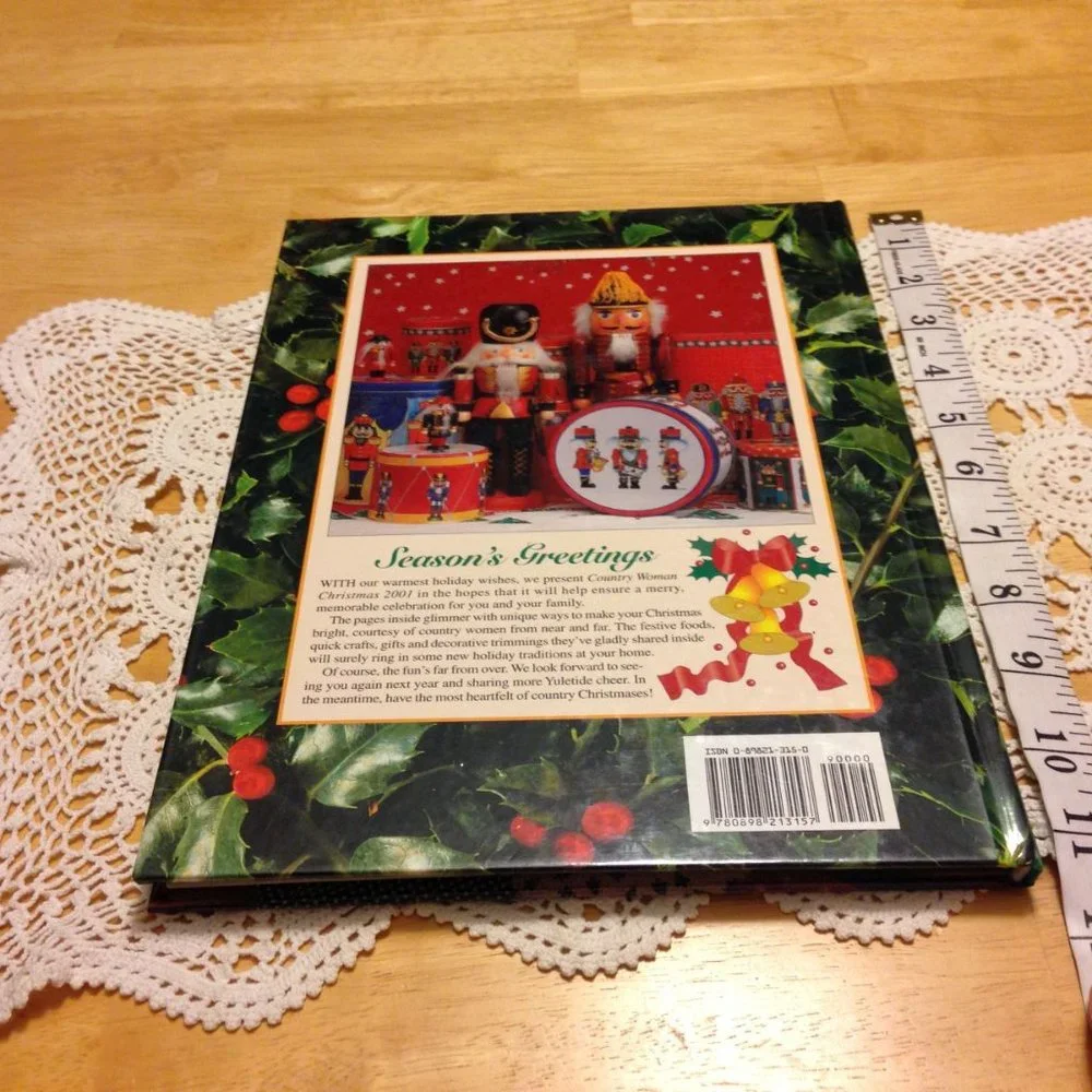 Country Woman Christmas Crafts and Cookbook 2001